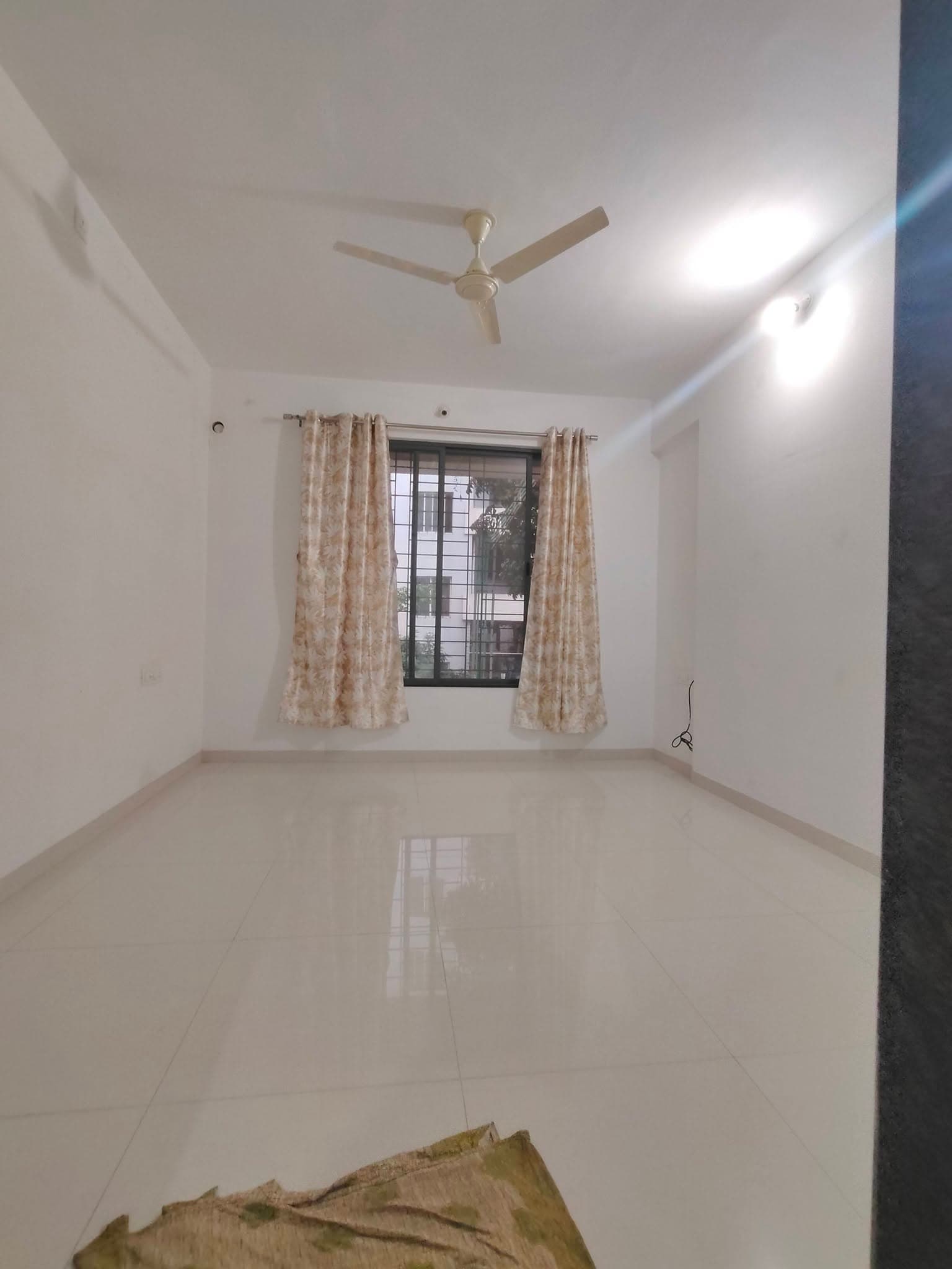 Verified Bathroom 2 photo - 2BHK for rent in Pune